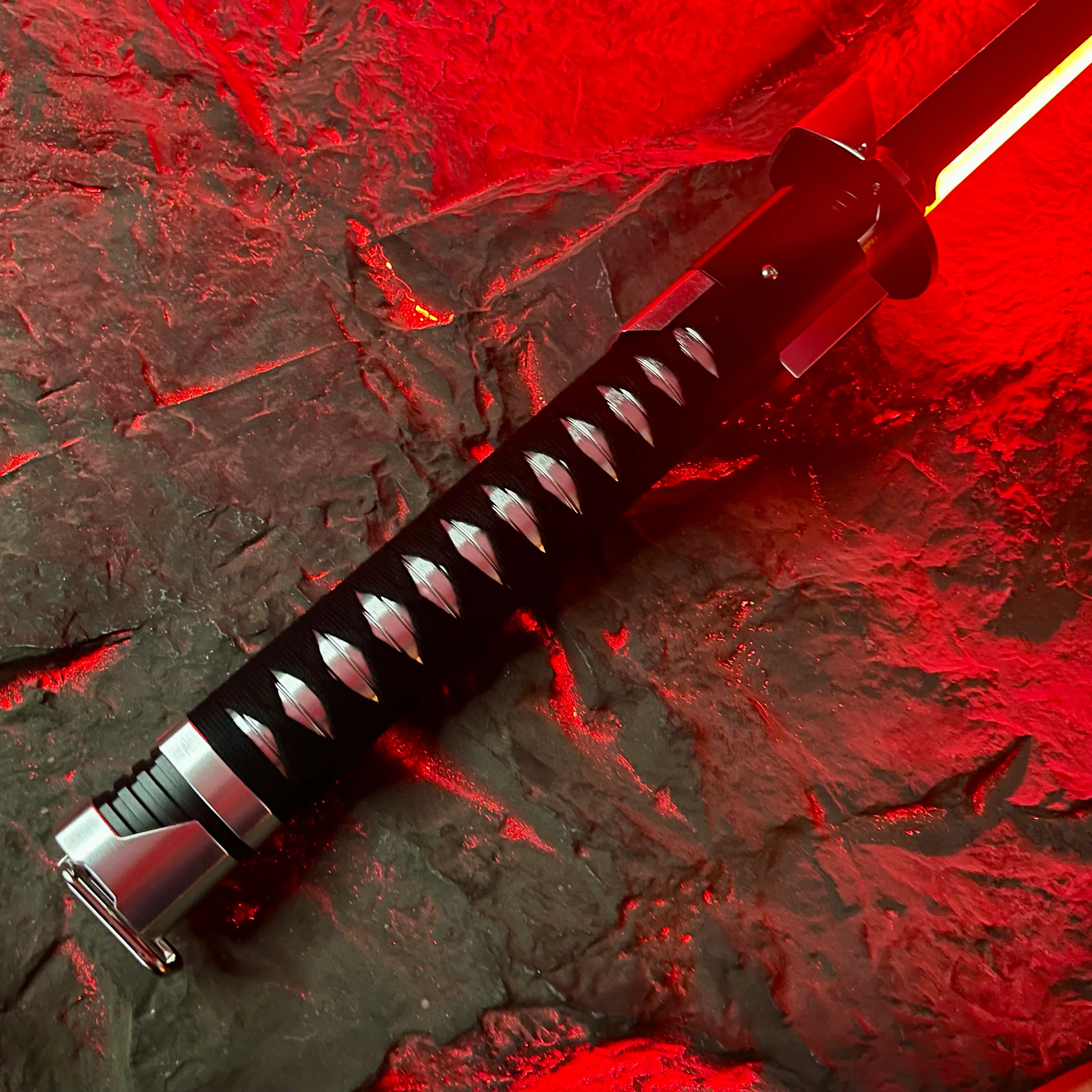 Duelist v2, Crimson Neocore